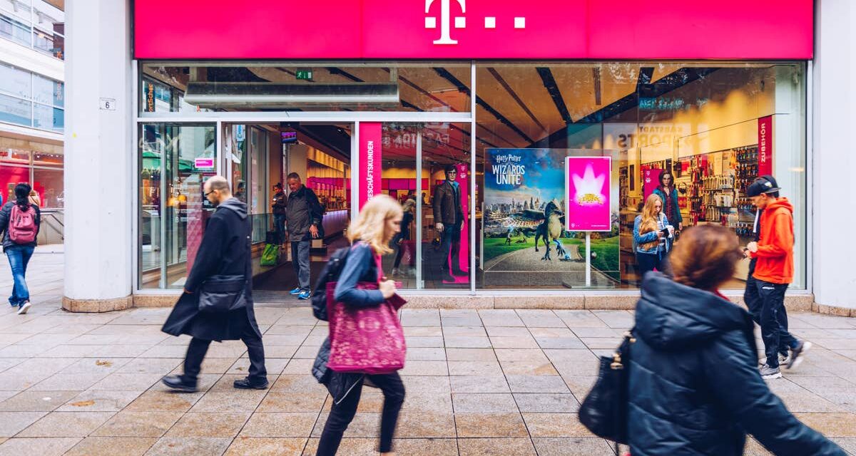 T-Mobile customers face another significant store shift – TheStreet