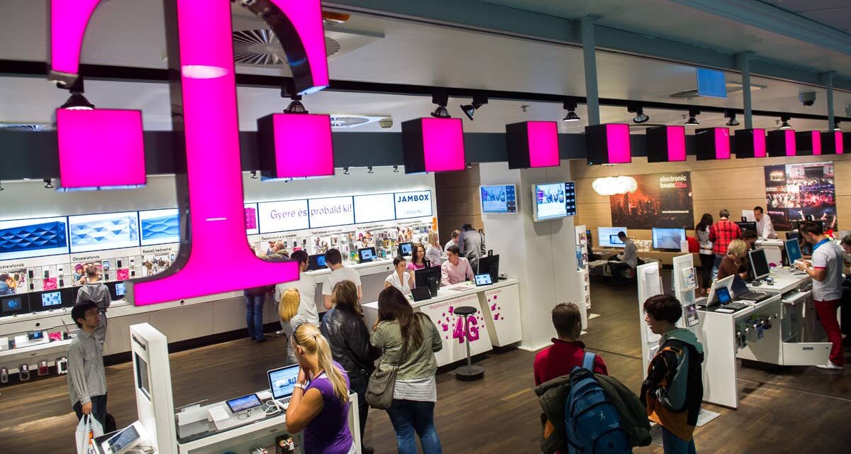 T-Mobile customers face a new requirement in stores – TheStreet