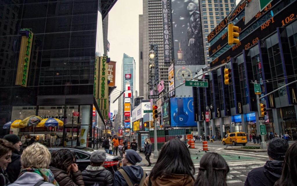 U.S. Tourism Slide Deepens With a 12% Drop in August