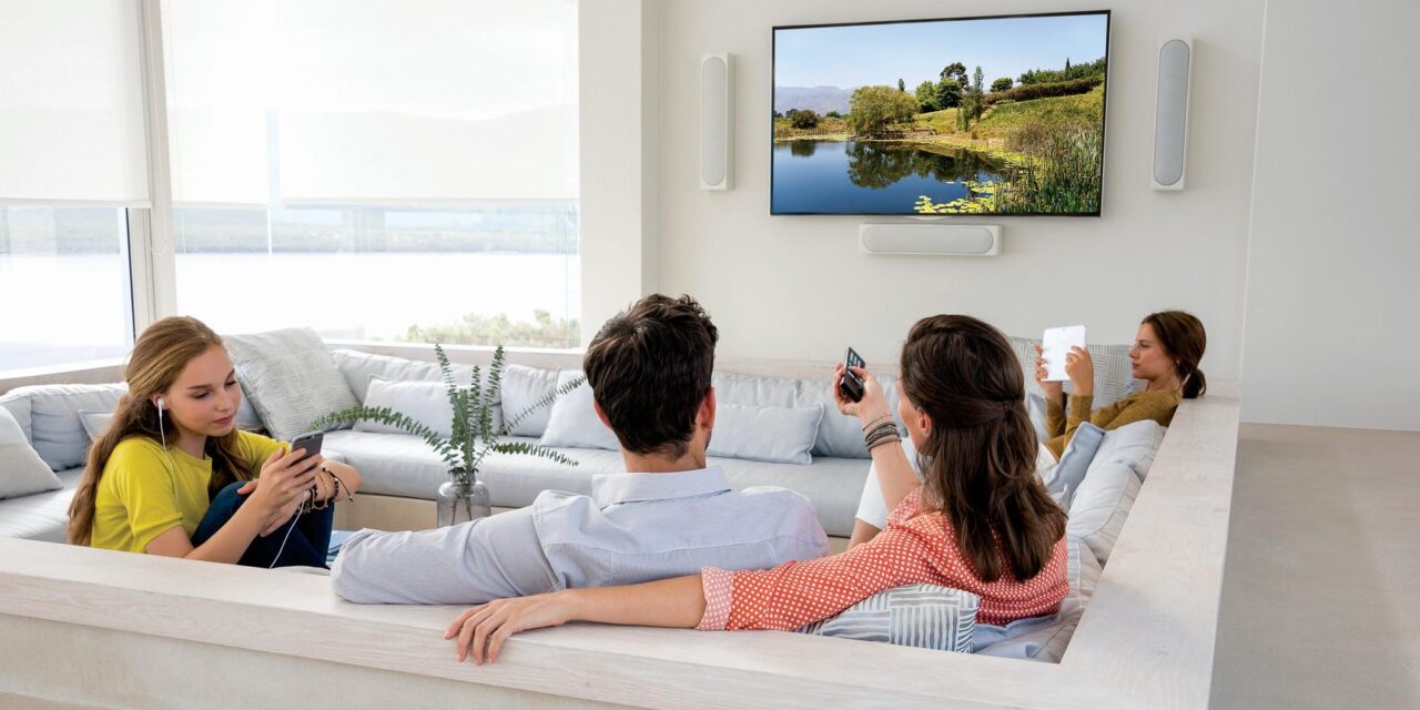 Study: 3 in 4 U.S. TV Viewers Use Smartphones While Watching TV | TV Tech