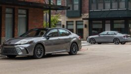 2025-toyota-camry-xse-awd-vs-2024-honda-accord-sport-hybrid-101-673b815a679df 2025-toyota-camry-xse-awd-vs-2024-honda-accord-sport-hybrid-101-673b815a679df