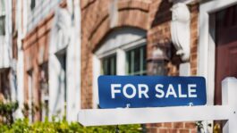 The First Thing Home Buyers Notice When They Walk In, According to Real Estate Experts fca90303-03a9-4dcd-ac12-50bae95db4fb